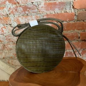Madewell croc leather circle purse NWT